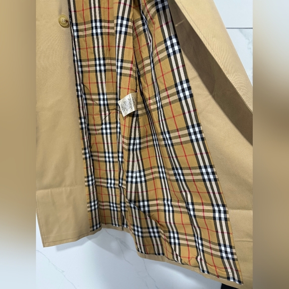 Burberry Tan Trench Coat for Women - Picture 15 of 16